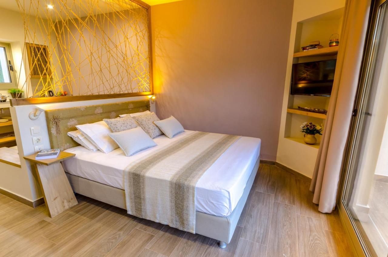 Forest Resort Suites Skiathos Troulos Exterior photo
