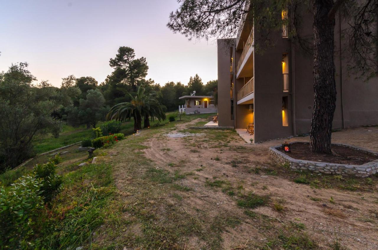 Forest Resort Suites Skiathos Troulos Exterior photo