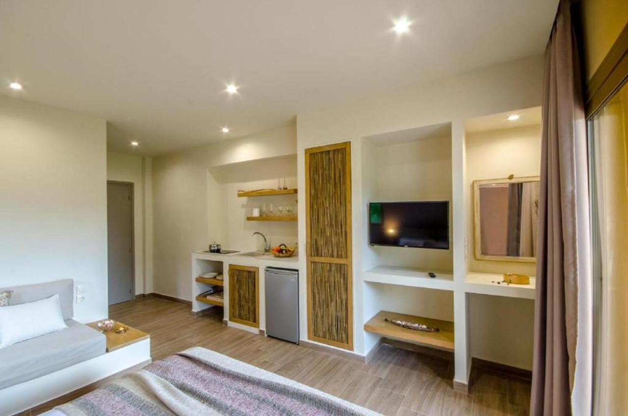 Forest Resort Suites Skiathos Troulos Exterior photo