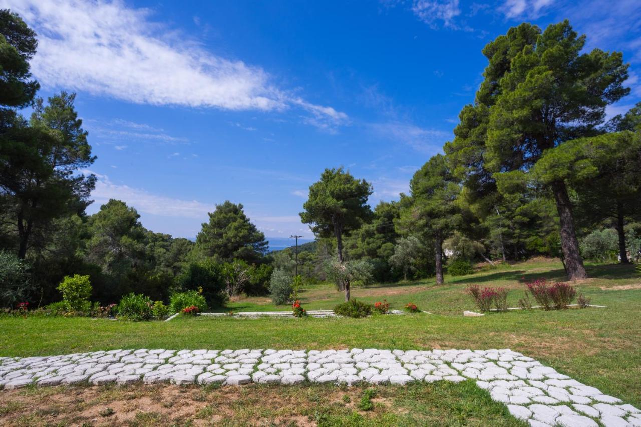 Forest Resort Suites Skiathos Troulos Exterior photo